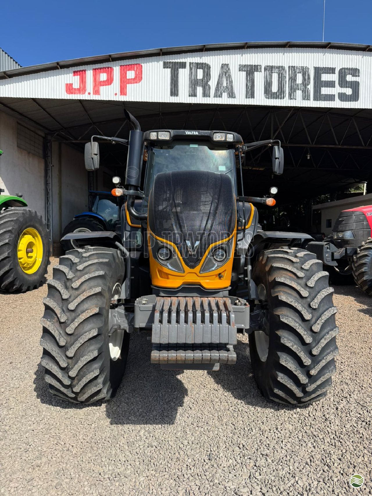 TRATOR VALTRA VALTRA BH 194 HiTech Tração 4x4 JPP Tratores MONTE ALTO SÃO PAULO SP